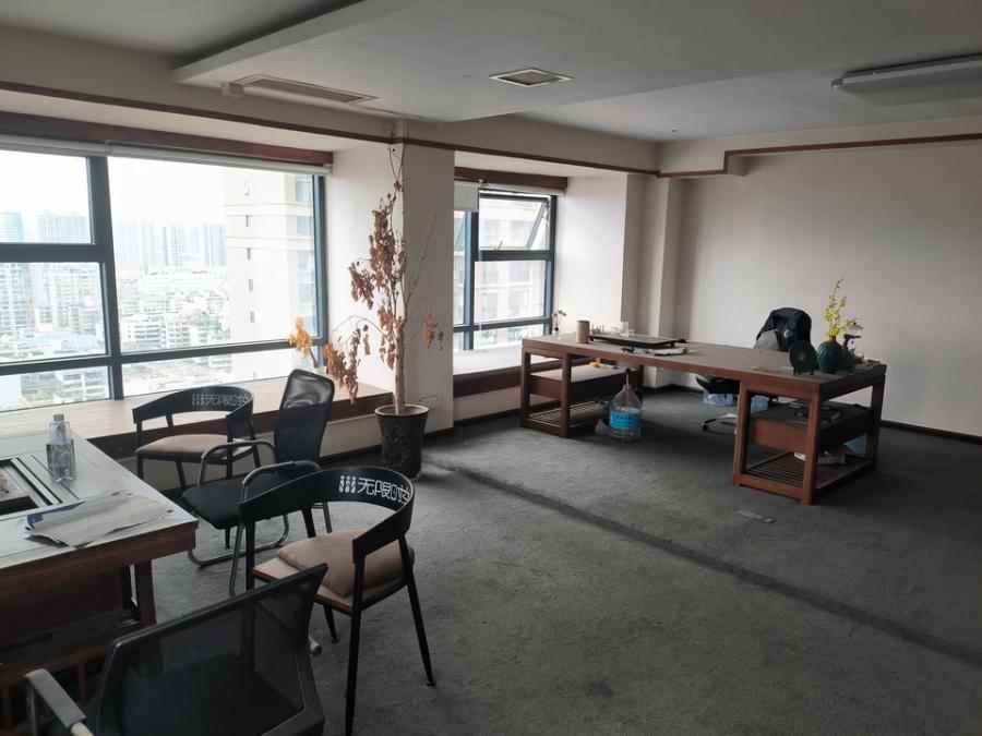 萬(wàn)象新天地法拍房5號(hào)棟2501、2502、2505、2506號(hào)