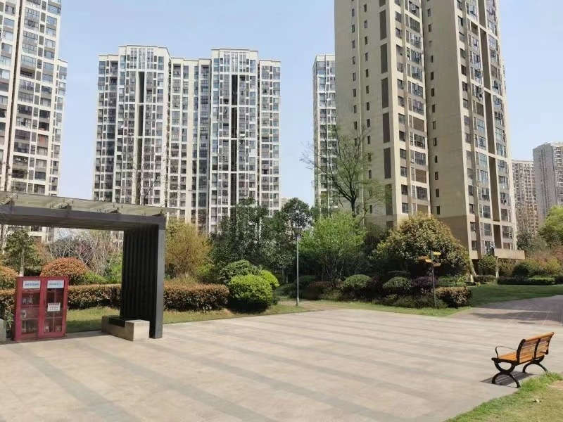 卓越蔚藍(lán)城邦苑法拍房10棟804號