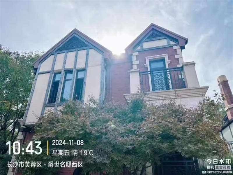 爵世名?。ň羰棵。┓ㄅ姆?27棟102房（別墅）