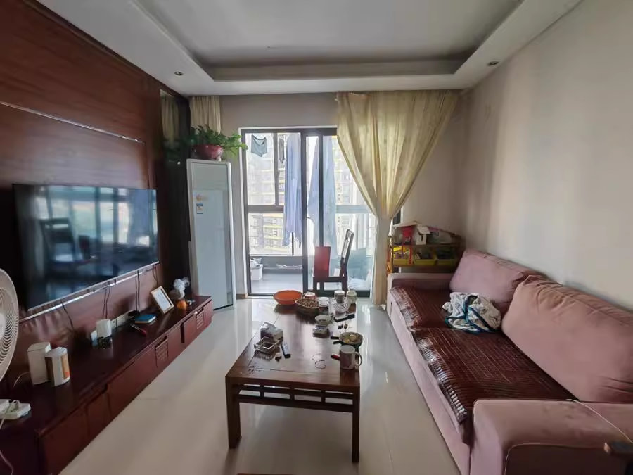 萬(wàn)科金域藍(lán)灣法拍房1棟1705號(hào)房屋及房屋內(nèi)家具家電物品