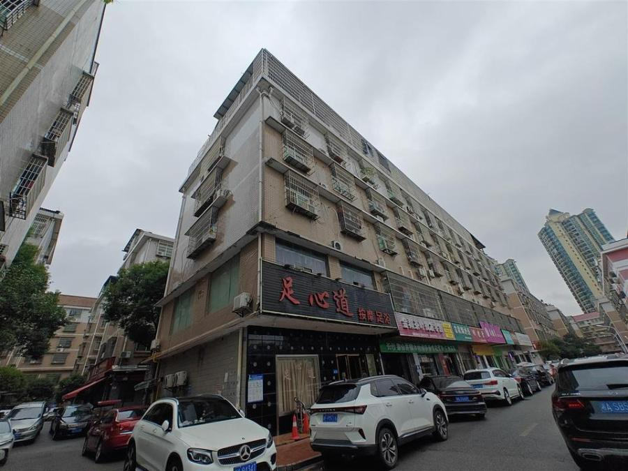 （整棟收租）松雅小區(qū)松雅安置區(qū)法拍房B-14棟21、22、23、24號全部房產(chǎn)