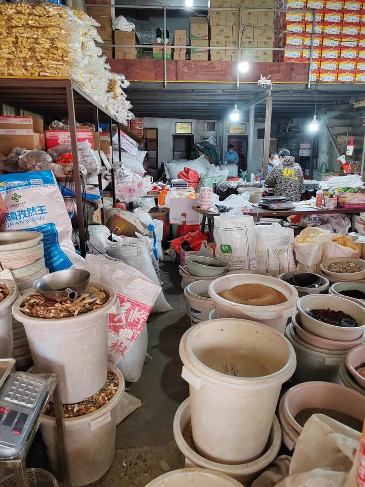 （年租金8萬）紅星大市場內(nèi)法拍房B1棟102號(hào)房屋